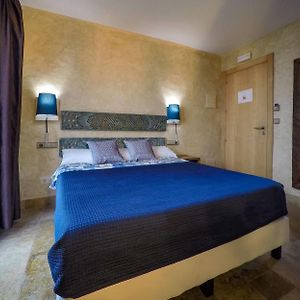 Habitación con Cama King